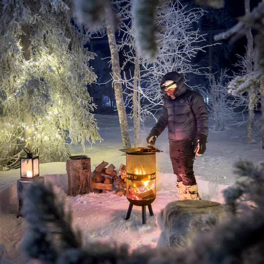 BonFeu BonVes 34 Fire Pit / Fire Basket - keeping warm in snow
