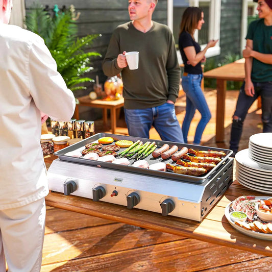 Outsunny 4-Burner Portable Gas Grill | 846-133V72SR