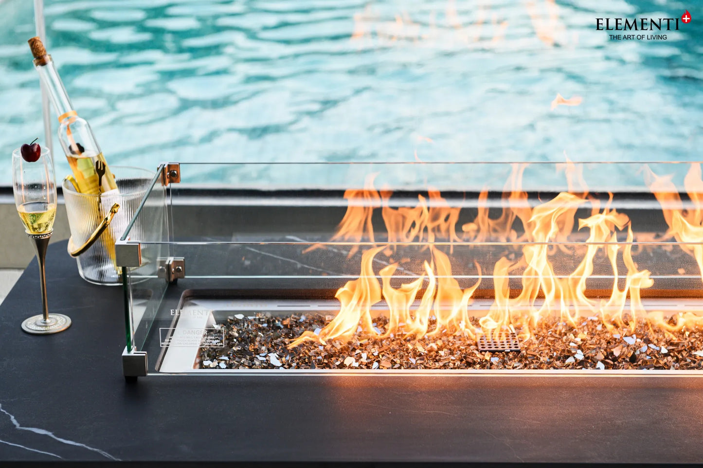 Elementi Plus Valencia Fire Table – 16 kW | OFP102BB
