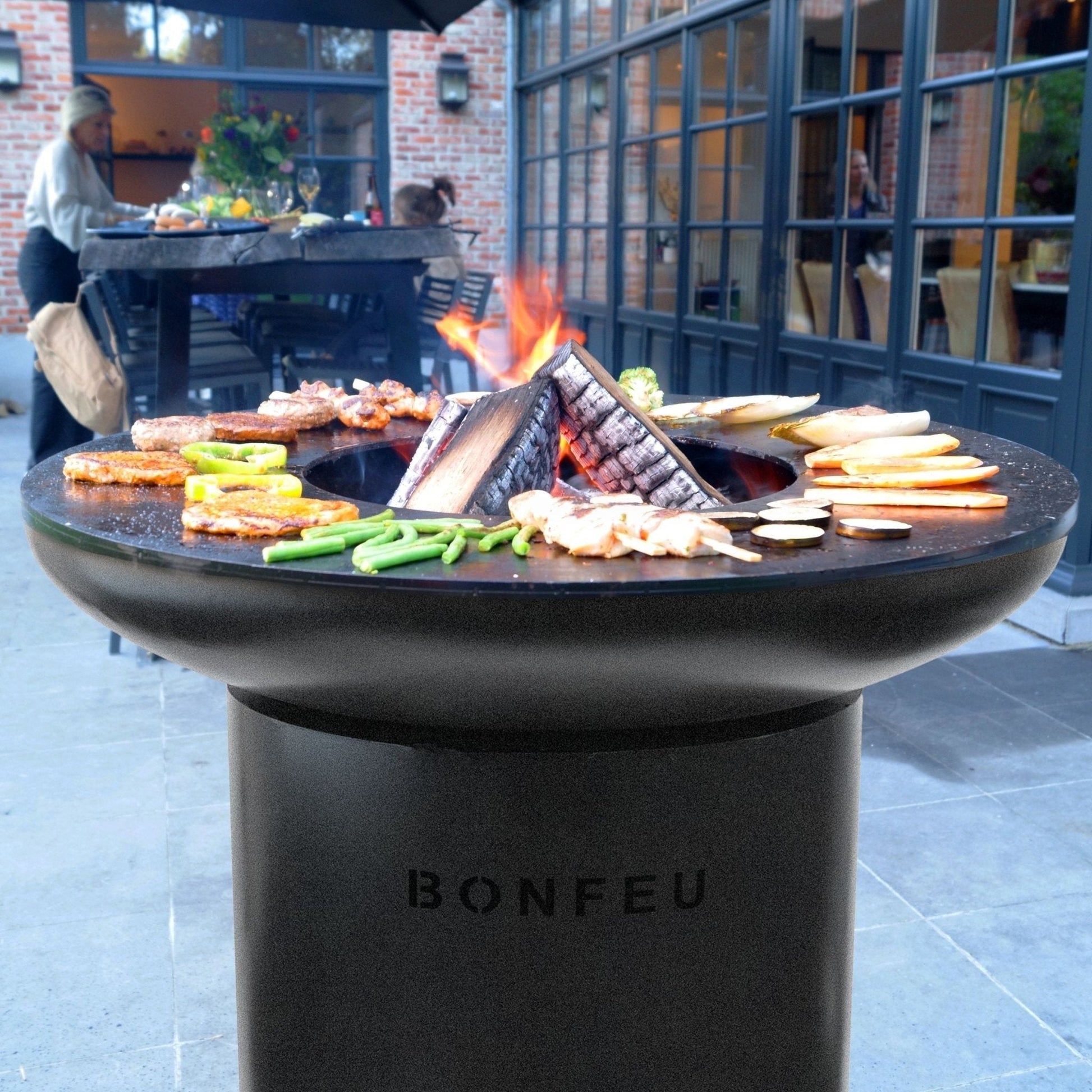 BonFeu BonBiza Plancha Grill / Fire Pit (Black or Corten Steel) - Outdoor Kitchens - 8001 - GardenHearth