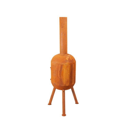 Rust-colored corten steel bonfeu bonsolo outdoor chiminea with cylindrical body vertical chimney and tripod legs