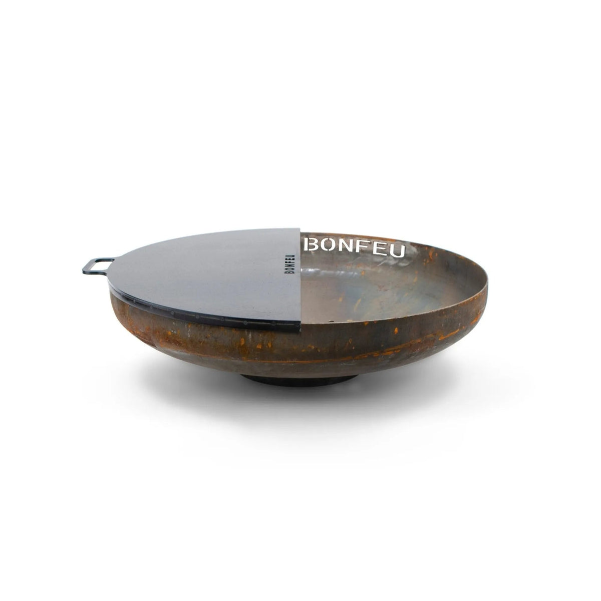 The bonfeu plancha for bonbowl fire bowls features a rustic rusted steel fire pit bowl with a sleek black lid and side handle