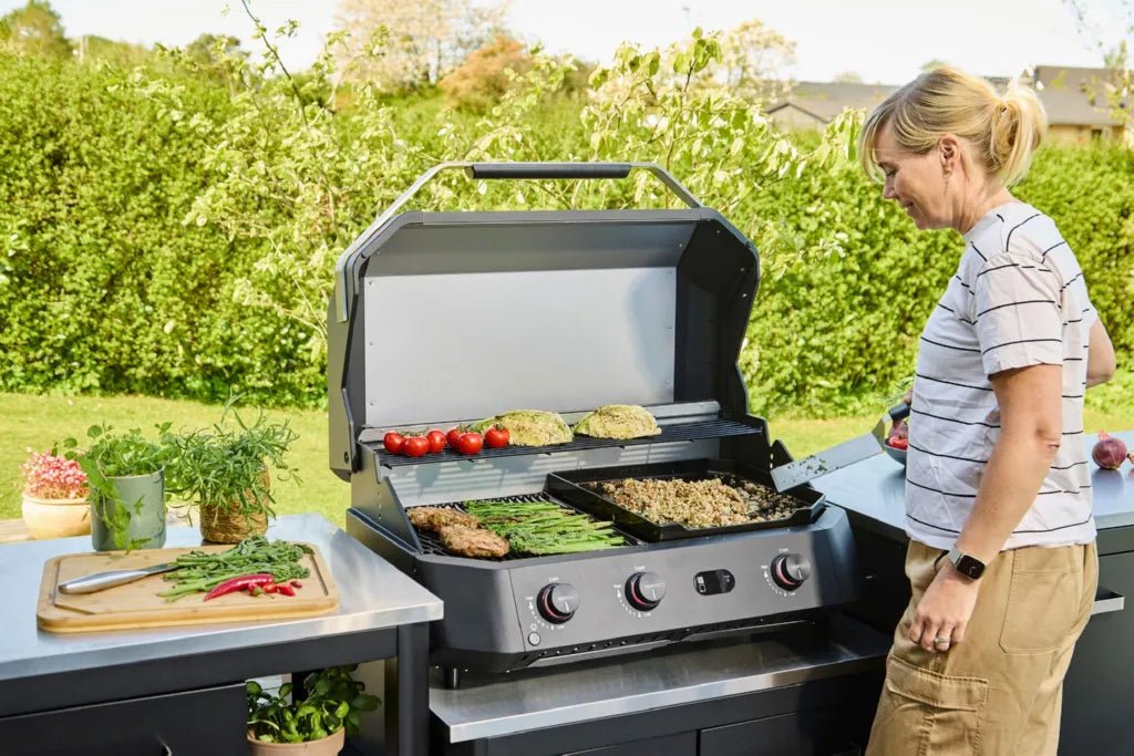 Cozze G - 800 COMB0 Plancha - Grill, 3 Gas burners, 9.5kW | 90505 - BBQs & Grills