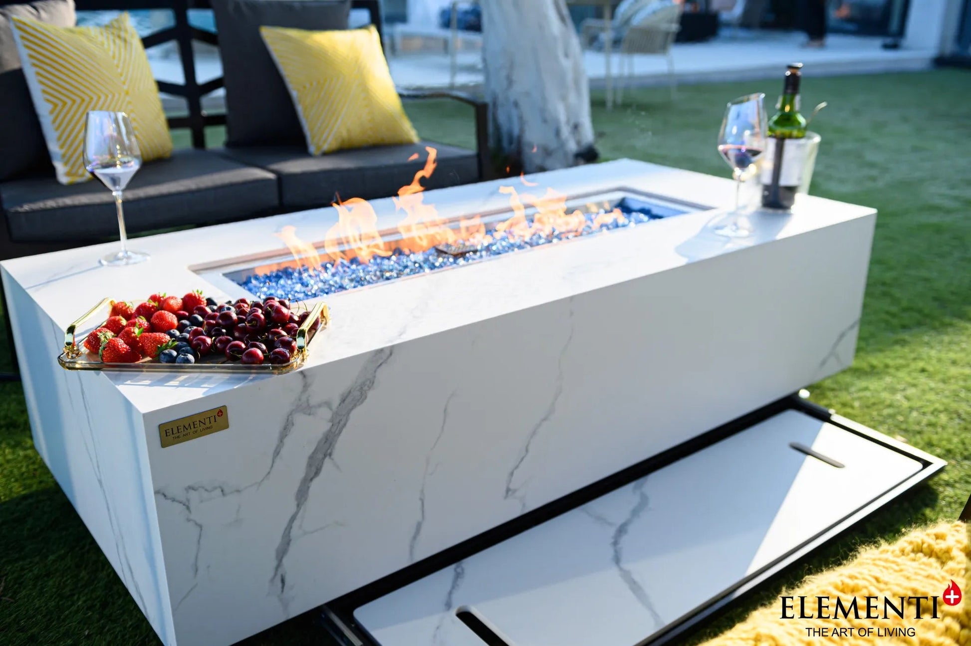 Elementi Plus Carrara Fire Table – 16 kW | OFP121BW