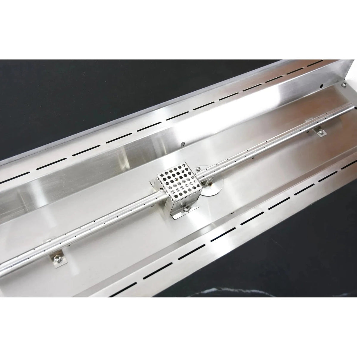 Stainless steel gas burner assembly with perforated square ignition block for elementi plus varna fire table 16 kw
