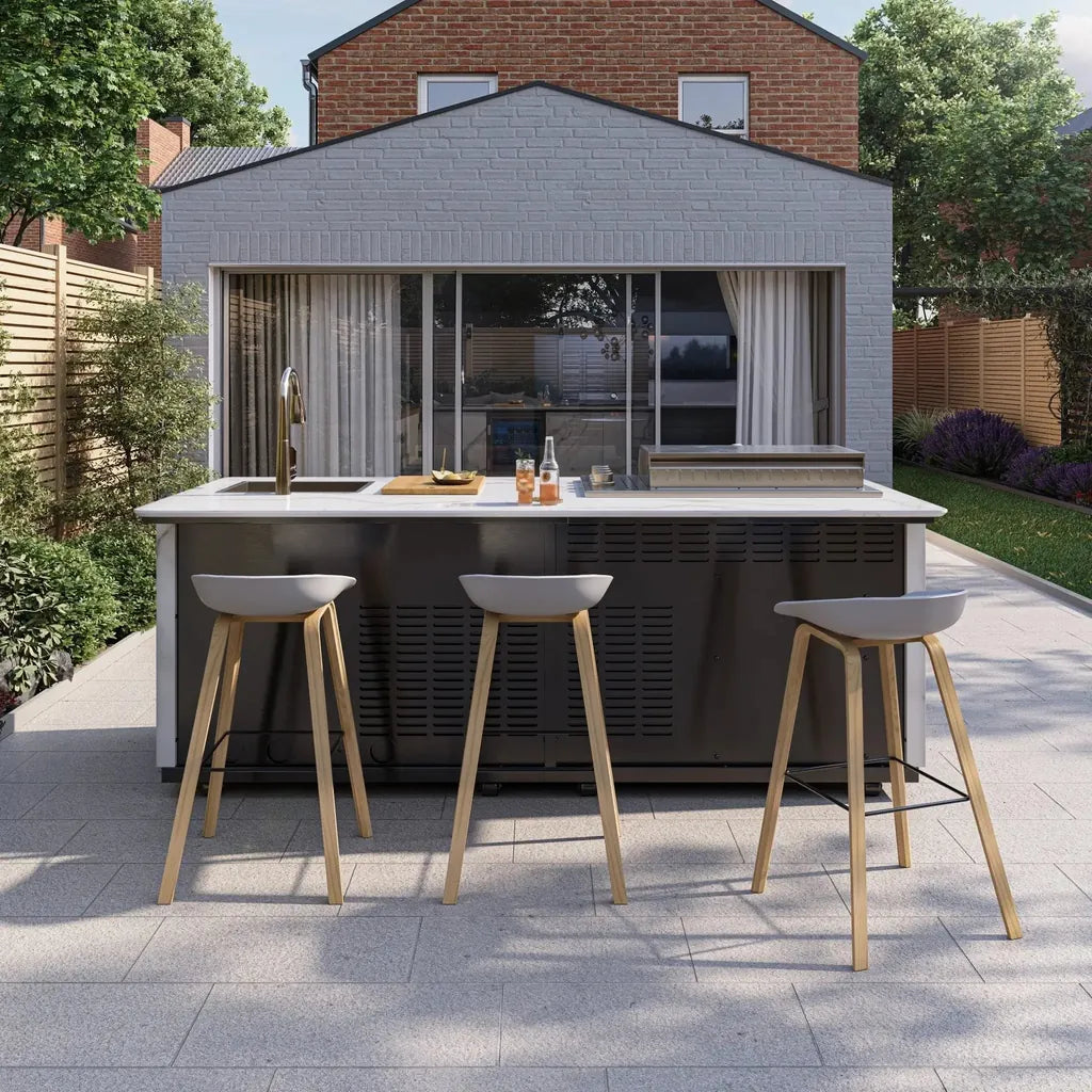 Modern outdoor kitchen island buschbeck derby with white marbled ceramic countertop and dark gray base with sink and grill