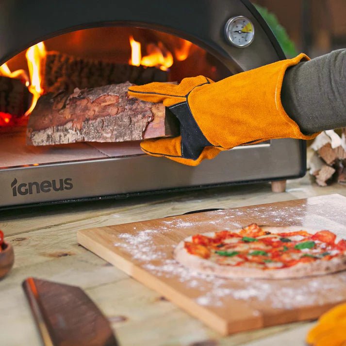 Igneus Heat‑Resistant Gloves | Safe Handling for Wood‑Fired Pizza Ovens