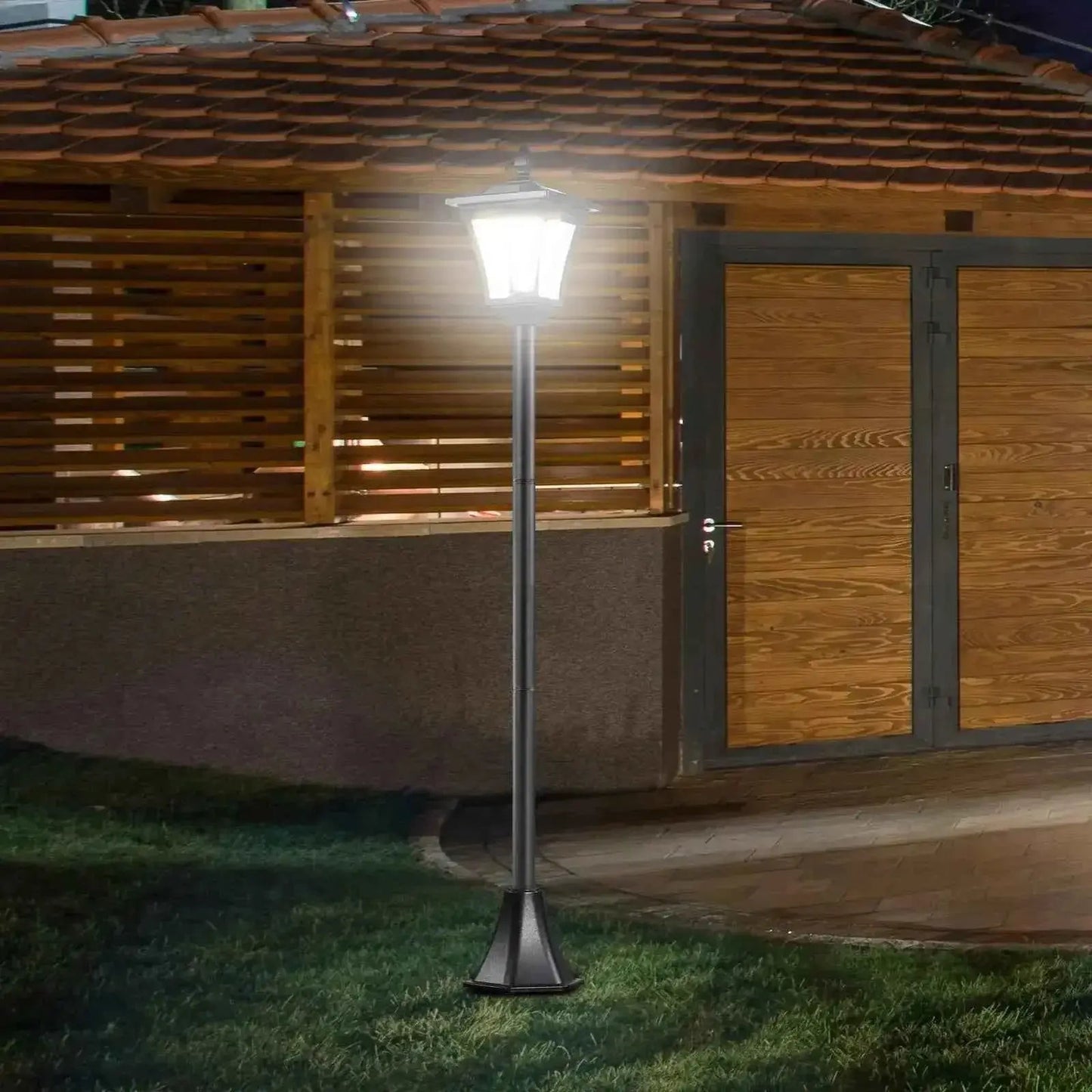 Outsunny 1.6m Solar Post Lamp, Sensor Dimmable LED Bollard – Black | 842-108
