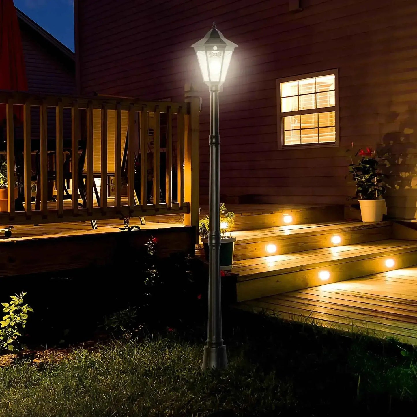 Outsunny 1.9m Solar LED Garden Lamp Post Light, IP44, Black | B30-016V01