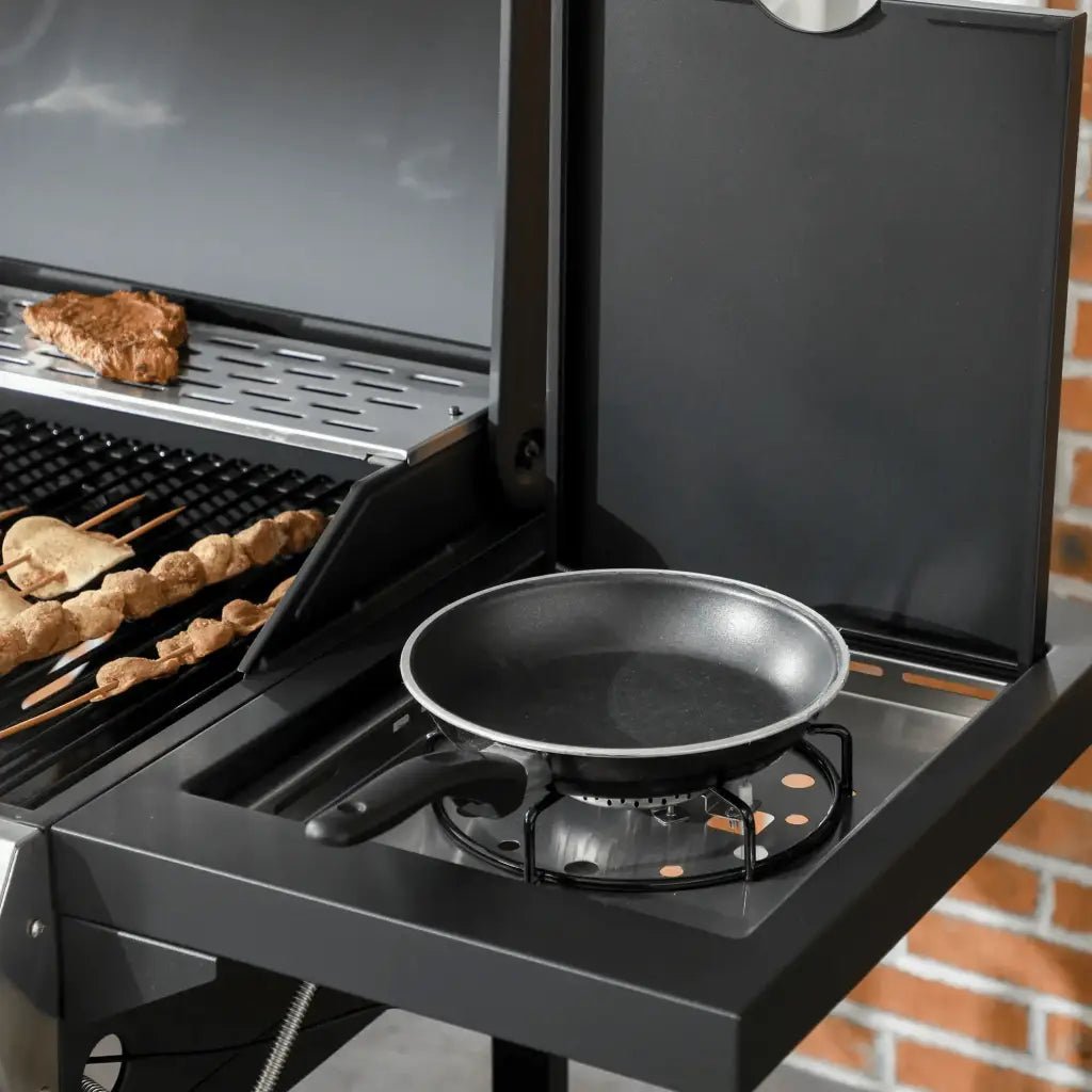 Outsunny Four - Burner Steel Gas Grill, with Thermometer - Black 846 - 136V71BK - Garden & Outdoor