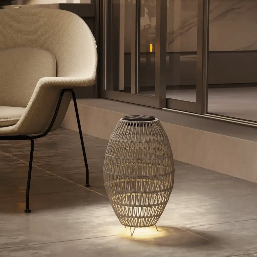 Outsunny Rattan Solar Lamp, Garden Solar Lantern with Auto On/Off Light, IP44 Waterproof, Decorative Outdoor Rattan Lamp for Porch, Pathway, Grey 867 - 264V00GY - Garden & Outdoor